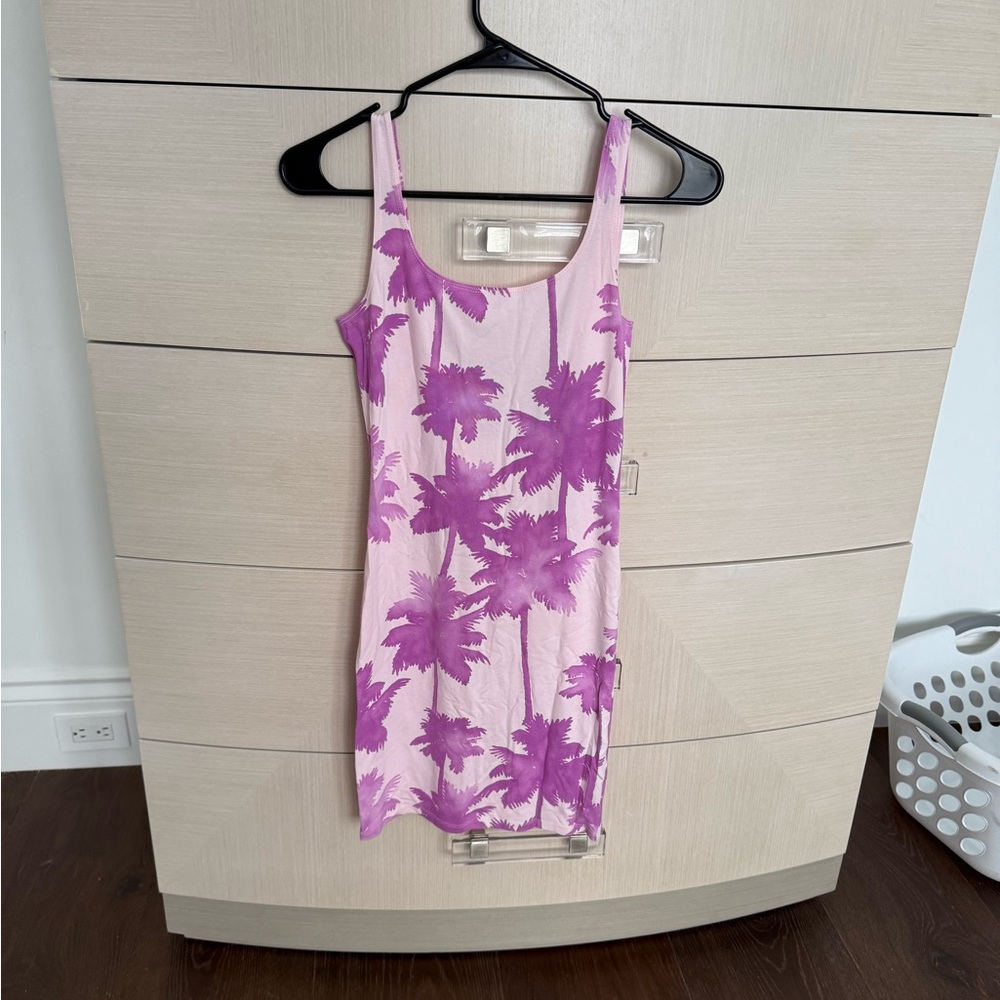 Forever 21 Pink and Purple Palm Tree Dress small